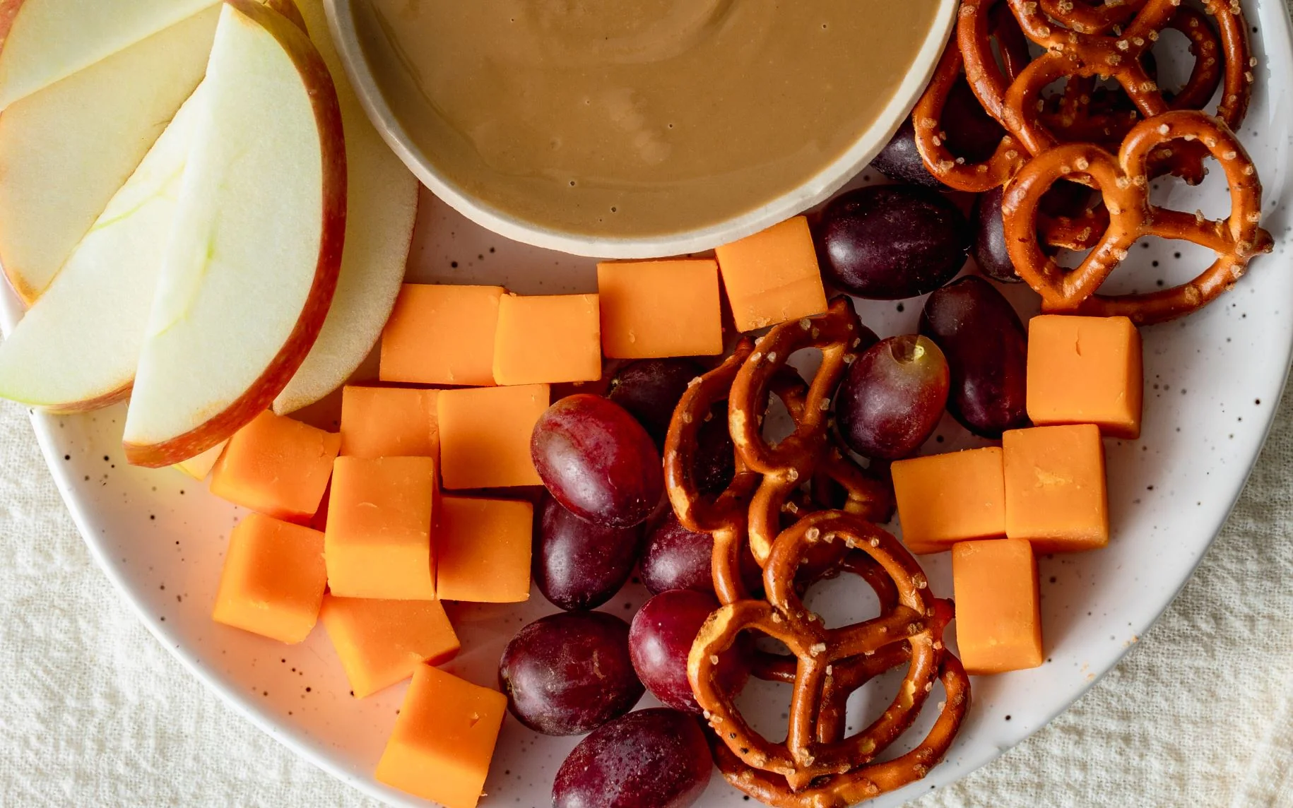 Apples & Cheddar Snack Pack - Image 5